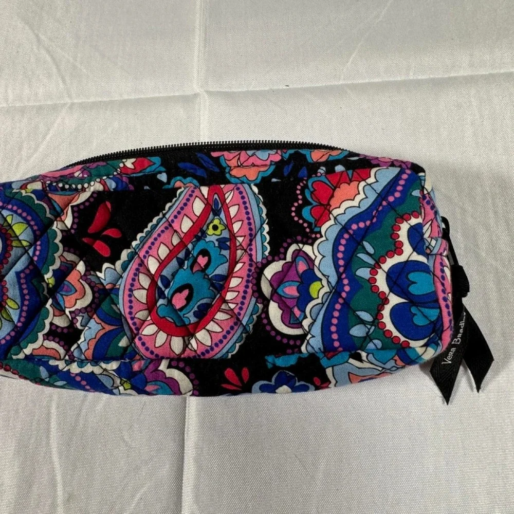 Vera Bradley Quilted Paisley Cosmetic Bag Multicolor Makeup Pouch Zip Case